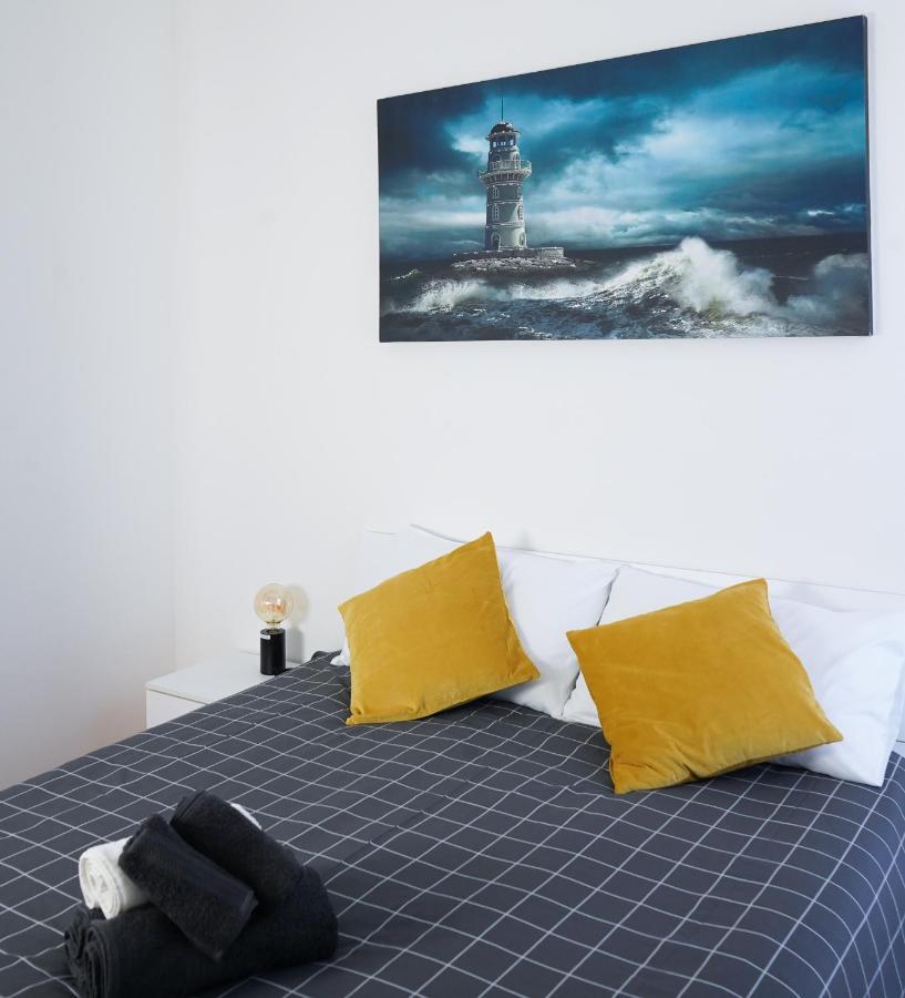 10 Min From The Airport-Wifi-Free Parking Appartement Samarate Buitenkant foto